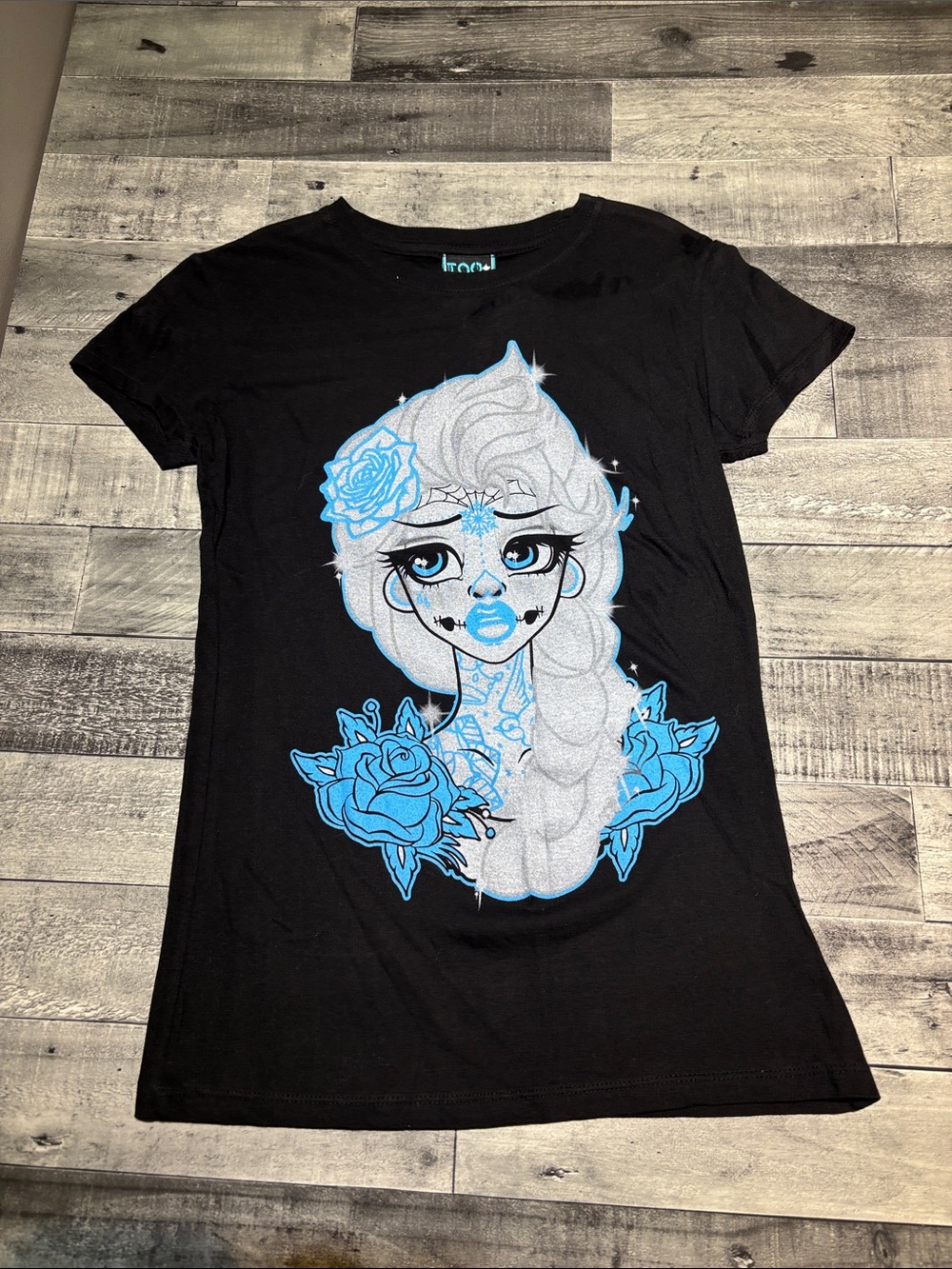 Reina Frio-Babydoll Tee